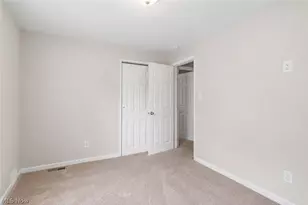19230 Scottsdale Blvd, Huber Heights, OH 44122 - Photo 29