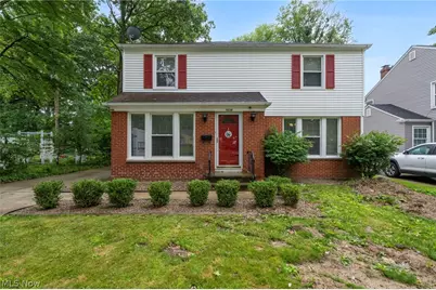 19230 Scottsdale Boulevard, Huber Heights, OH 44122 - Photo 7