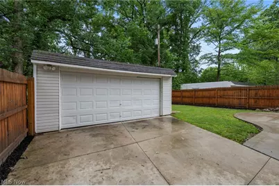 19230 Scottsdale Boulevard, Huber Heights, OH 44122 - Photo 43