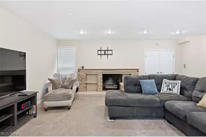 19230 Scottsdale Boulevard, Huber Heights, OH 44122 - Photo 19