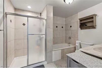 19230 Scottsdale Boulevard, Huber Heights, OH 44122 - Photo 27