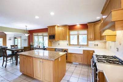 3815 W Sweet Briar Drive, Medina, OH 44256 - Photo 9