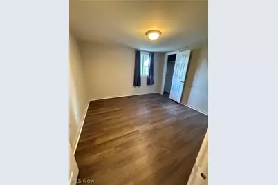 39 W 2nd Street #B, Frazeysburg, OH 43822 - Photo 11