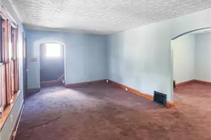 2041 13th St SW, Akron, OH 44314 - Photo 9