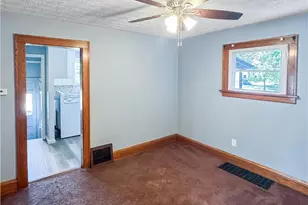 2041 13th St SW, Akron, OH 44314 - Photo 5