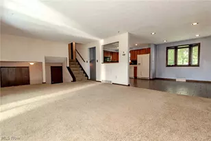 249 Shore Dr, Eastlake, OH 44095 - Photo 7