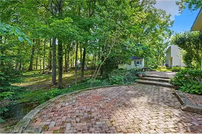 2692 Foxwood Drive, Akron, OH 44333 - Photo 41