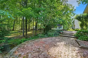 2692 Foxwood Dr, Akron, OH 44333 - Photo 41