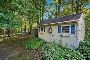 2692 Foxwood Dr, Akron, OH 44333 - Photo 47