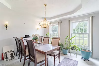 1347 Sharonbrook Drive, Twinsburg, OH 44087 - Photo 11