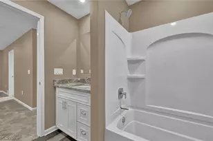 1398 Mussel Shoals Dr, Brunswick, OH 44212 - Photo 23