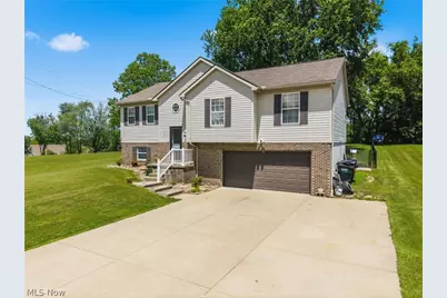 6055 Apple Street, Louisville, OH 44641 - Photo 7