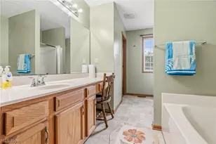 6055 Apple St, Louisville, OH 44641 - Photo 21