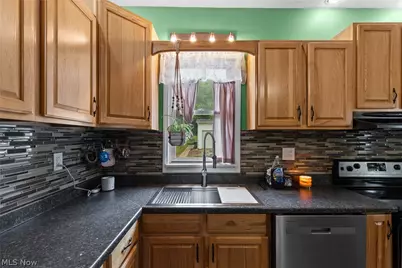 71571 Hall Street, St Clairsville, OH 43950 - Photo 9