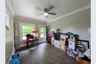 10302 Lamontier Avenue, Loveland, OH 44104 - Photo 23