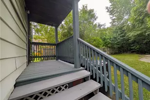 10302 Lamontier Ave, Loveland, OH 44104 - Photo 7