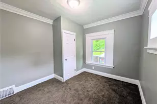 10302 Lamontier Ave, Loveland, OH 44104 - Photo 15