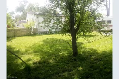 731 16th Street, Elyria, OH 44035 - Photo 9
