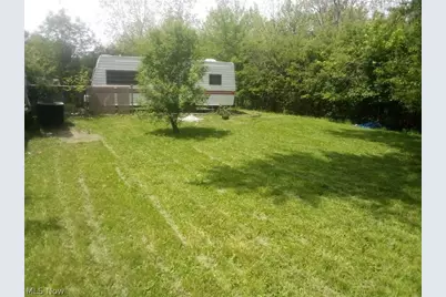 731 16th Street, Elyria, OH 44035 - Photo 7