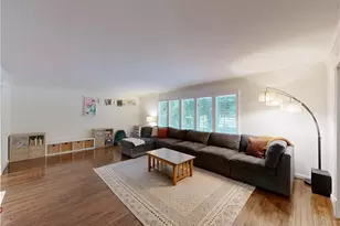 21522 S Woodland Rd, Huber Heights, OH 44122 - Photo 25