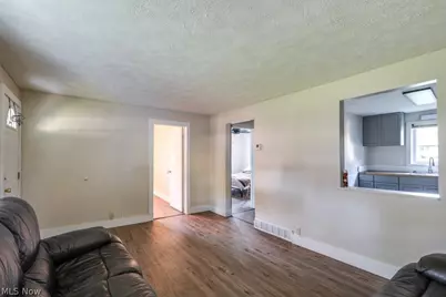 1064 Orchard Avenue, Aurora, OH 44202 - Photo 11