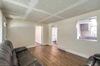 1064 Orchard Avenue, Aurora, OH 44202 - Photo 9