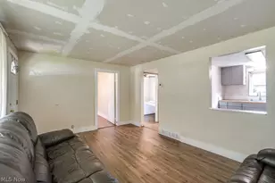 1064 Orchard Ave, Aurora, OH 44202 - Photo 9