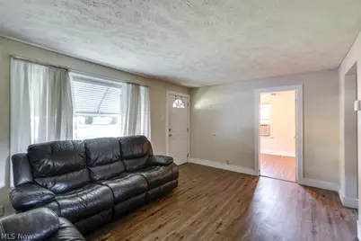 1064 Orchard Avenue, Aurora, OH 44202 - Photo 9