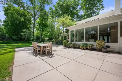 19103 N Park Boulevard, Huber Heights, OH 44122 - Photo 43