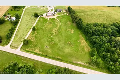 27261 Newcastle Road, Gambier, OH 43022 - Photo 3