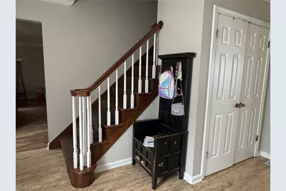 1679 Lakeview Square NE, Bolivar, OH 44612 - Photo 5