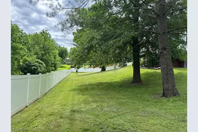 1679 Lakeview Square NE, Bolivar, OH 44612 - Photo 45