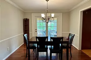 1679 Lakeview Square NE, Bolivar, OH 44612 - Photo 13