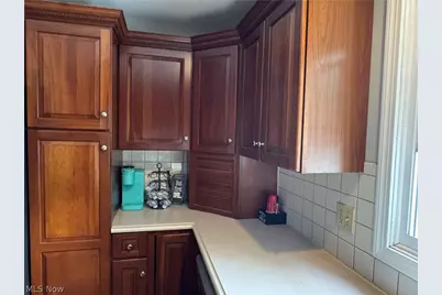 1679 Lakeview Square NE, Bolivar, OH 44612 - Photo 11