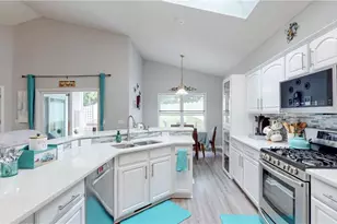 3293 Bath Heights Dr, Cuyahoga Falls, OH 44223 - Photo 7