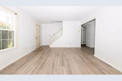 5152 Franklyn Boulevard #A, Willoughby, OH 44094 - Photo 5