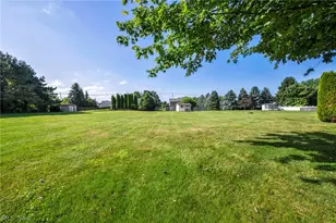 9454 Deer Hollow Dr, Mentor, OH 44060 - Photo 7