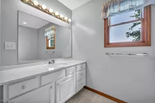 9454 Deer Hollow Dr, Mentor, OH 44060 - Photo 37