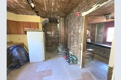 330 W 28th Street, Lorain, OH 44055 - Photo 15