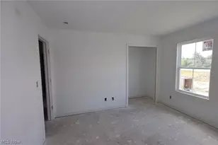 5093 Shepherds Gln, Willoughby, OH 44094 - Photo 5
