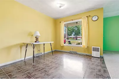 9864 Louisville Street NE, Louisville, OH 44710 - Photo 11