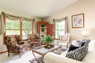 887 Manor Cir, Howard, OH 43028 - Photo 11