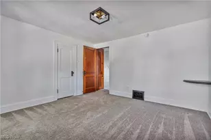 931 Dan St, Akron, OH 44310 - Photo 21
