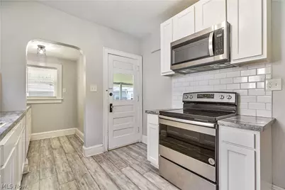 931 Dan Street, Akron, OH 44310 - Photo 13