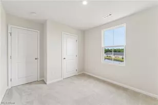 4483 Bellow Dr, Lorain, OH 44053 - Photo 13