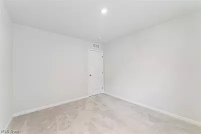 4483 Bellow Drive, Lorain, OH 44053 - Photo 19