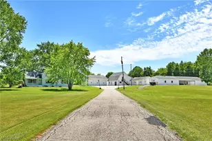 4085 Herner County Line Rd, Worthington, OH 44470 - Photo 3