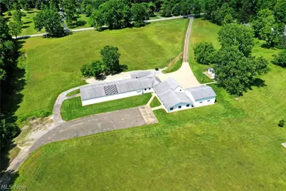 4085 Herner County Line Road, Worthington, OH 44470 - Photo 9