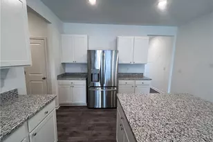 5081 Shepherds Gln, Willoughby, OH 44094 - Photo 5