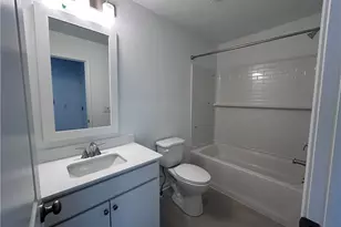 5081 Shepherds Gln, Willoughby, OH 44094 - Photo 13